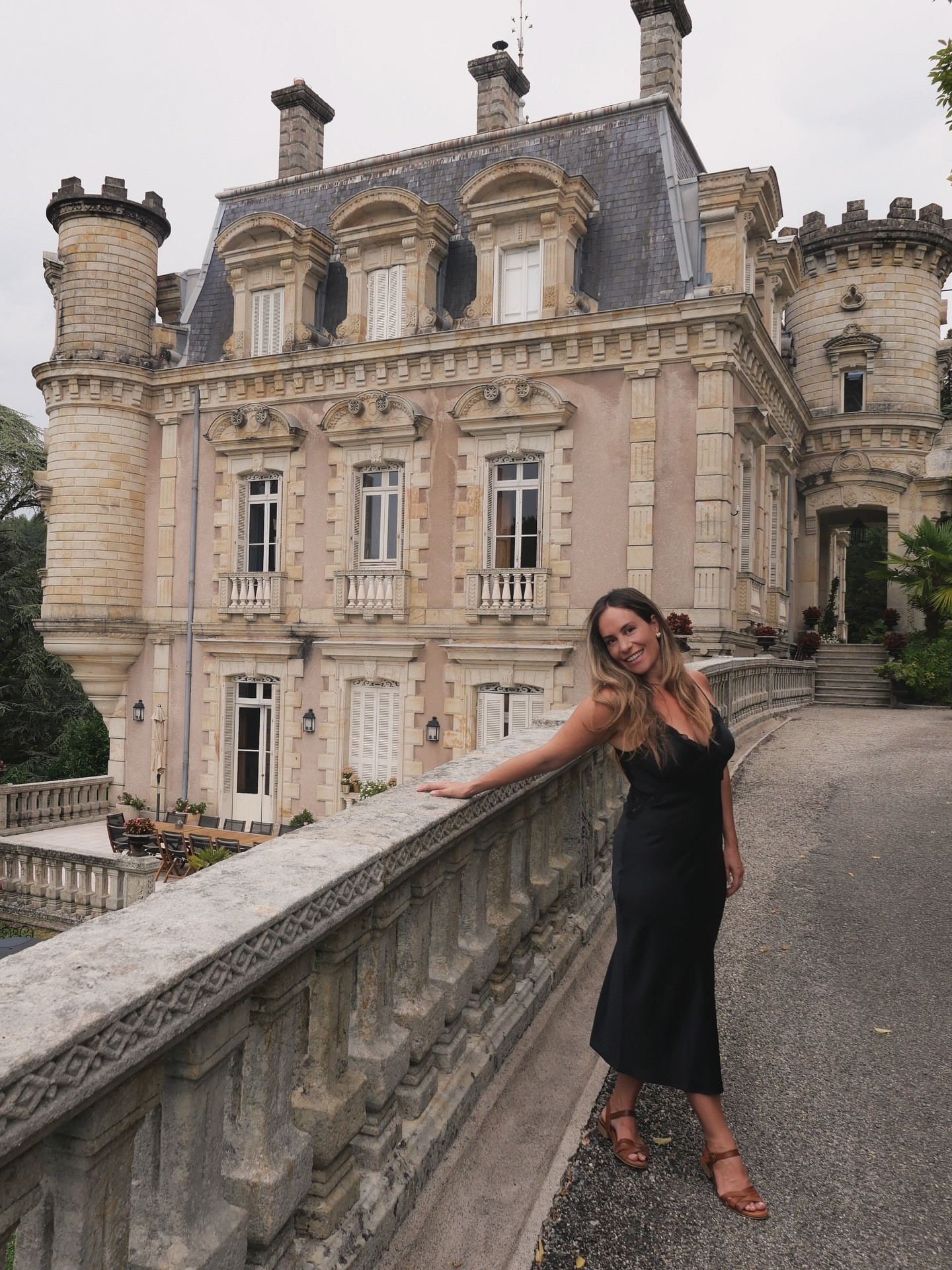 Back to classics & LBDs for date nights at the château 🖤

#LTKtravel #LTKpartywear #LTKeurope