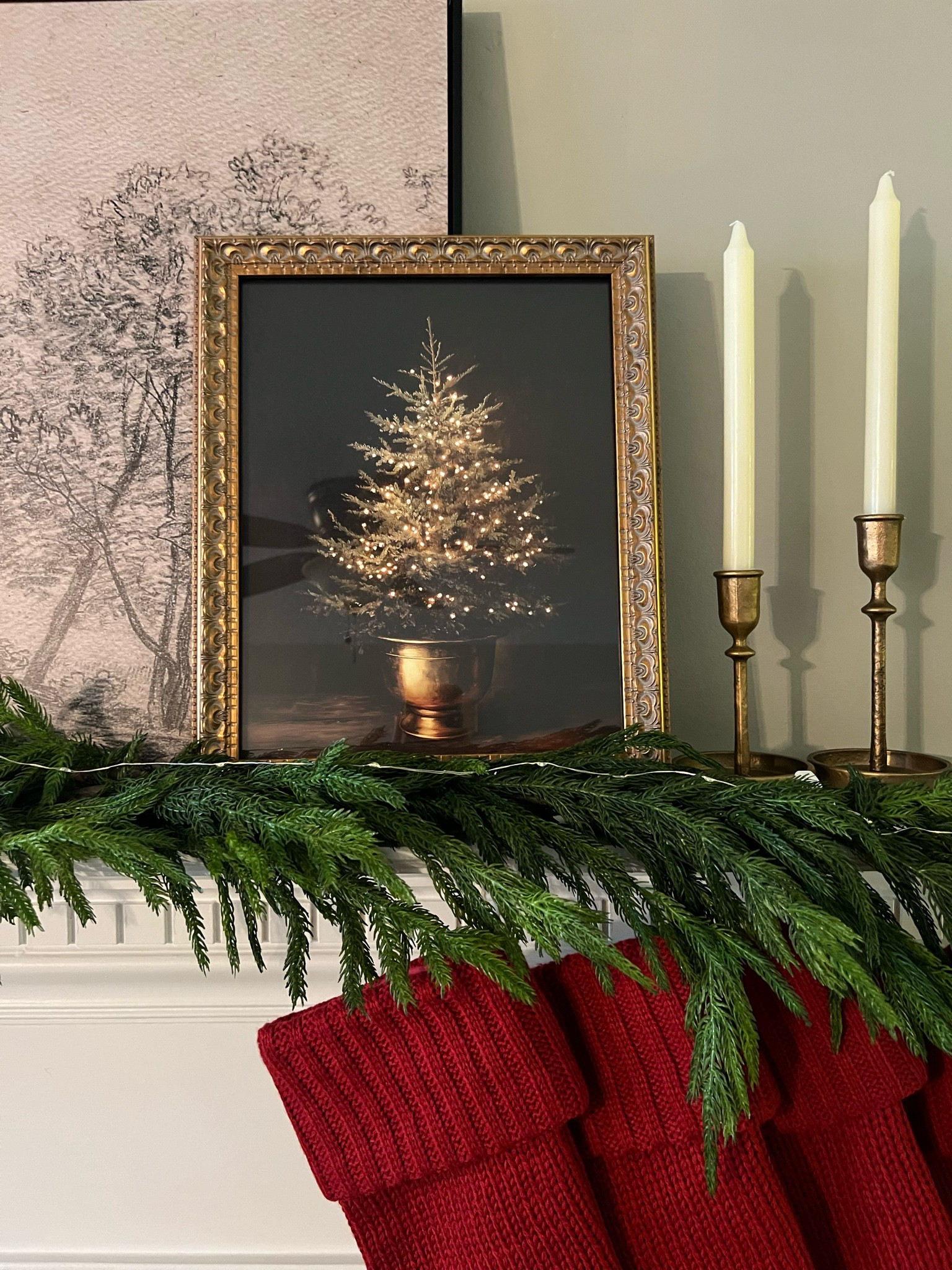 Loving this new frame! 🤩

#LTKFindsUnder50 #LTKHoliday #LTKHome