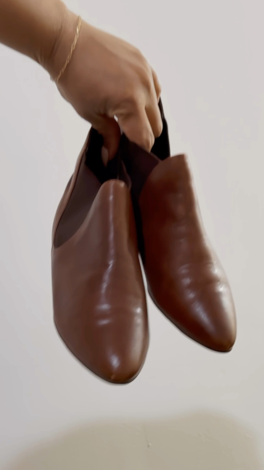 I’m loving this shoes

#LTKStyleTip #LTKShoeCrush #LTKSeasonal