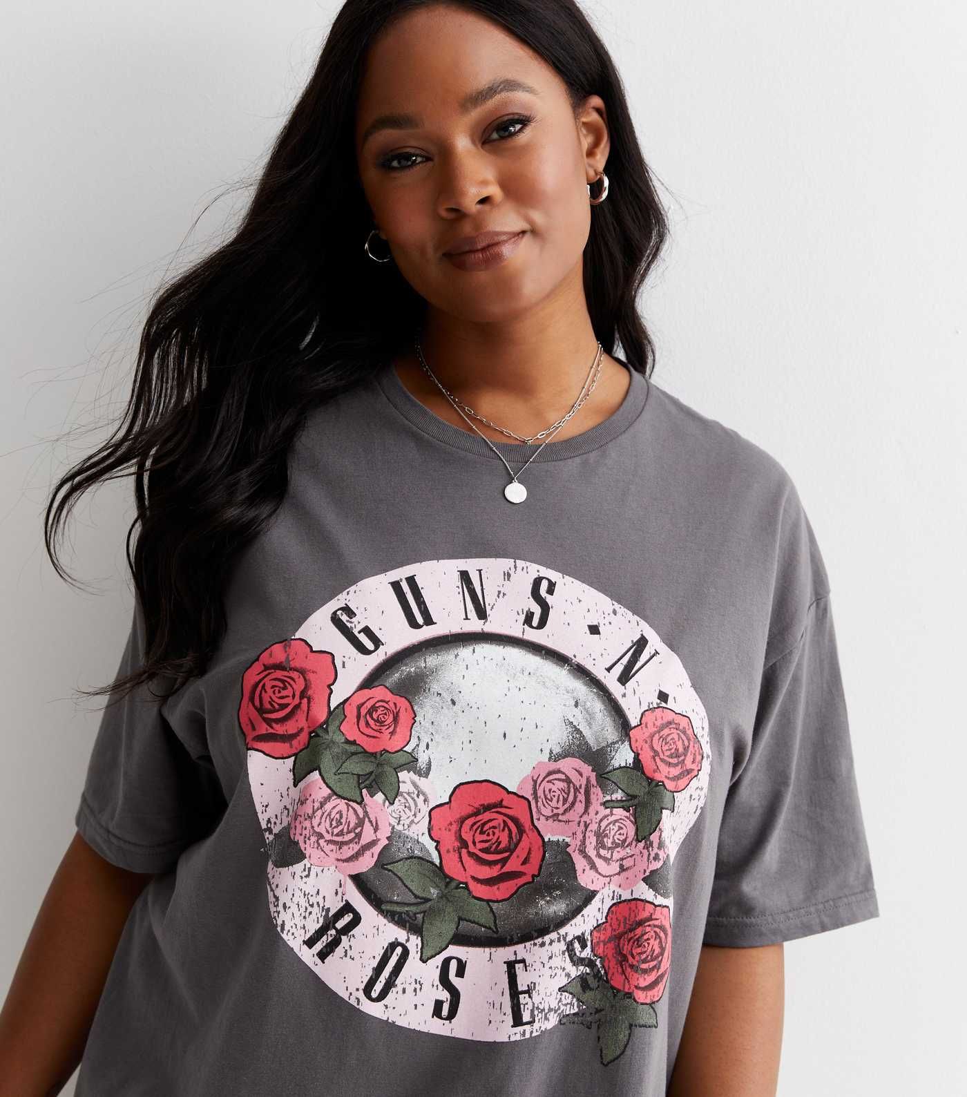 Curves Grey Acid Wash Cotton Guns N Roses Logo T-Shirt 
						
						Add to Saved Items
						Rem... | New Look (UK)