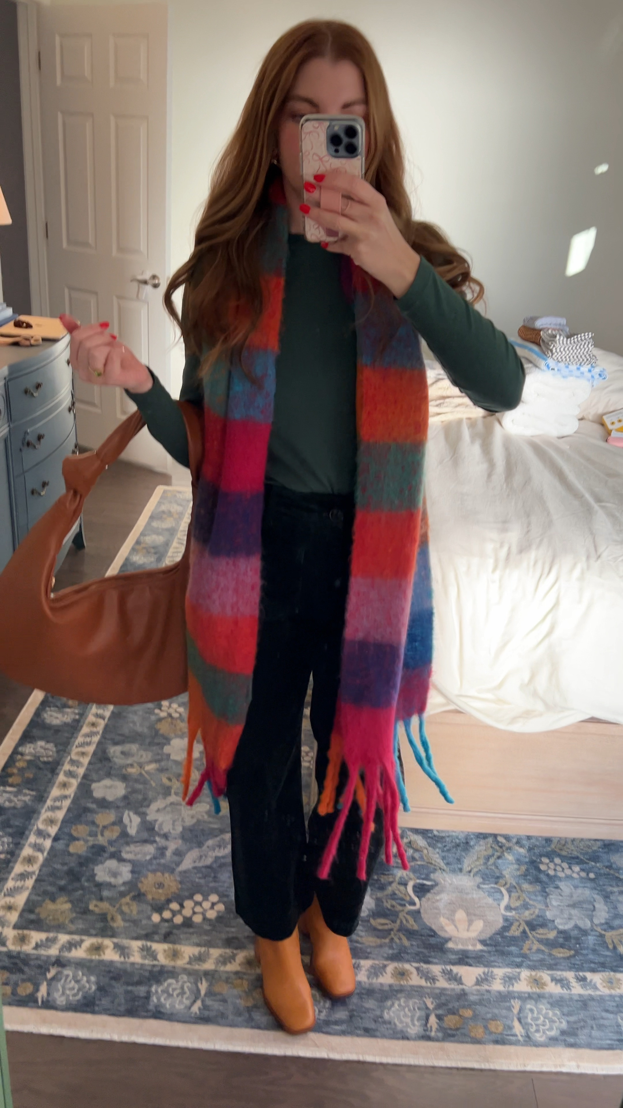 Finally seeing my closet come together. I now own these pants in 4 colors and can’t get enough. Even in denim they are just the most versatile and flattering pants.

Scarf is under $20 and a great look for less. Tee is under $20. 

26 pants
Small tee 

Bag and similar booties linked. 



#LTKWatchNow #LTKFindsUnder100 #LTKSaleAlert