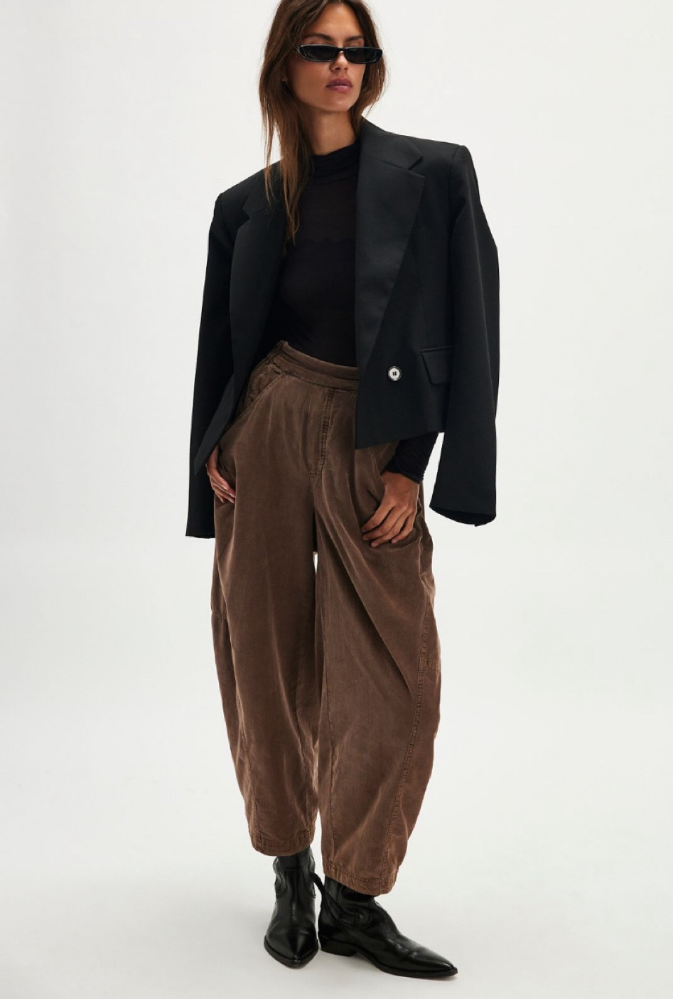 Barrel jeans anyone?!?!? 

#LTKStyleTip #LTKCon #LTKFallSale