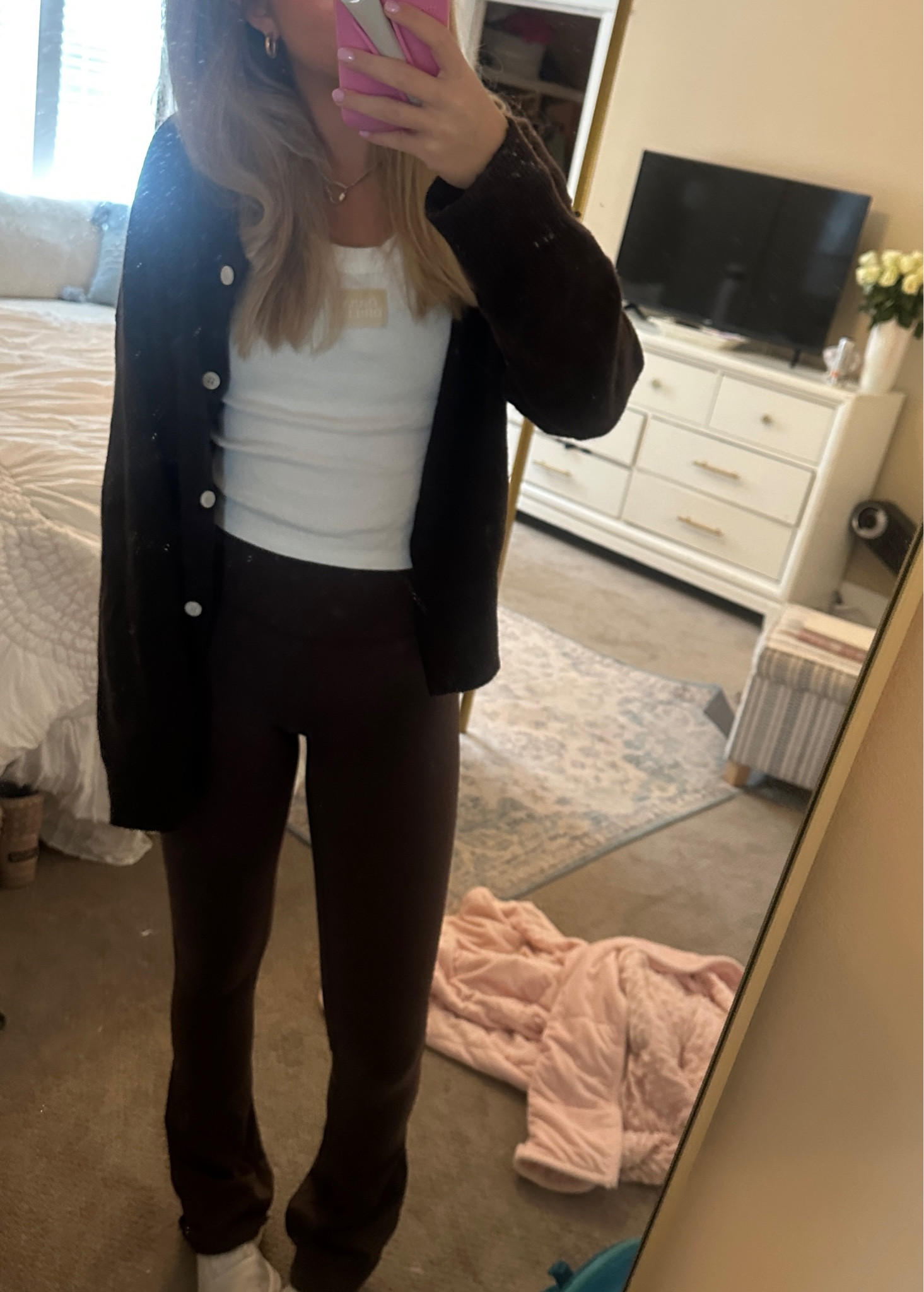 Sweater is Parke 🧸 easy going to class outfit!

#LTKMostLoved #LTKFitness #LTKStyleTip