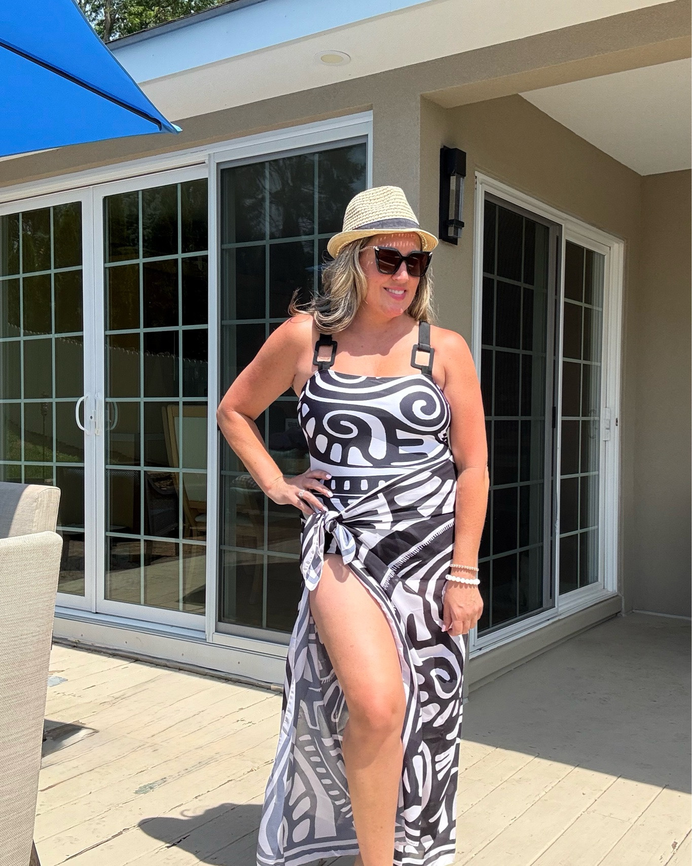 New Swimsuit Set🖤

Love this fun tribal print! Comes with matching sarong which is perfect for the beach ☀️

#LTKSwim #LTKTravel #LTKOver40