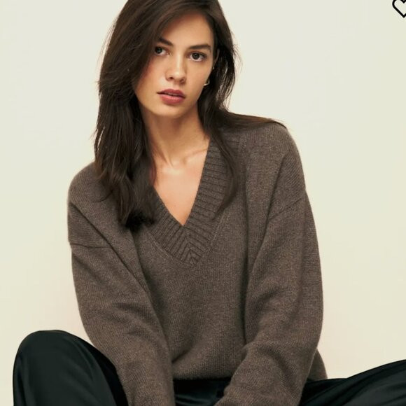 Reformation Jadey Cashmere Oversized V-neck Sweater Brown - Size M | Poshmark