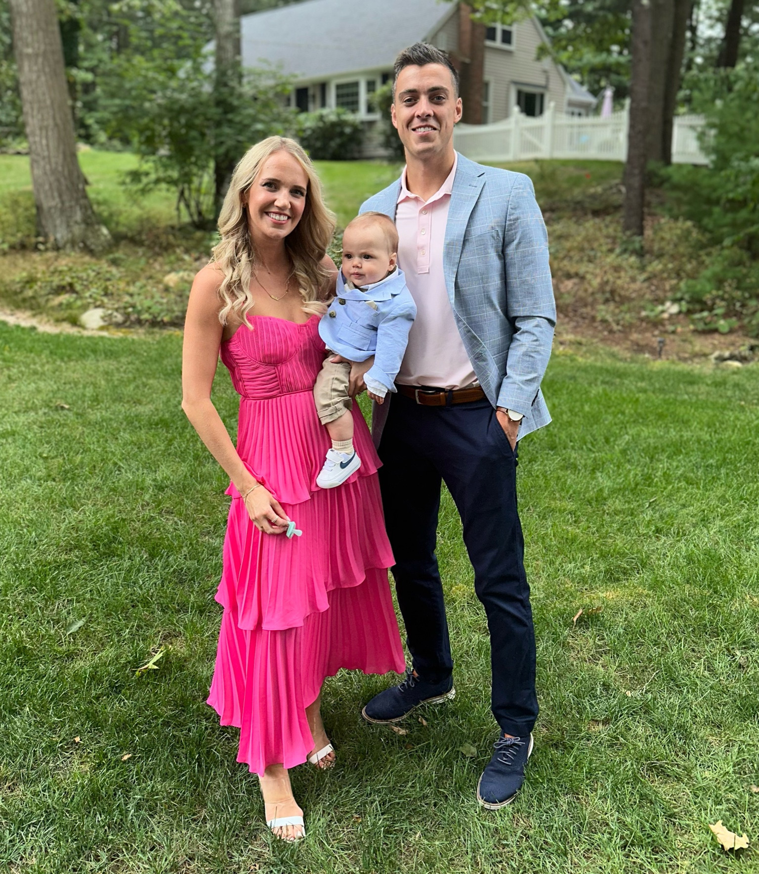 Wedding guest dress perfect for the summer or a warm destination. Hot pink, comfortable, and flowy. Perfect for post partum wear. 💕💕

#LTKBump #LTKWedding #LTKSeasonal