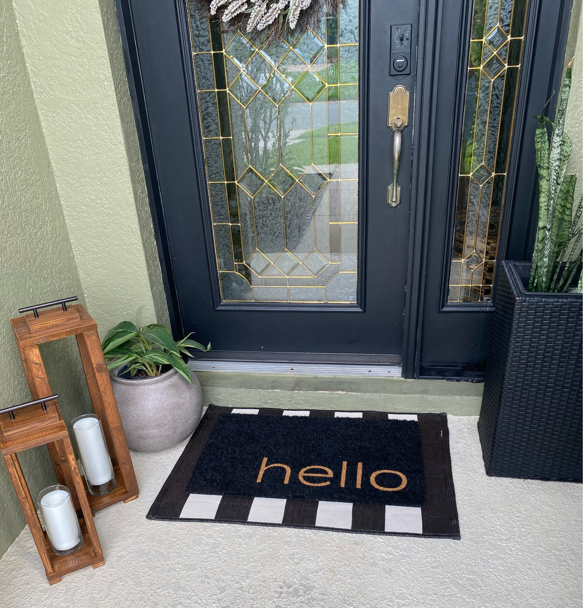 Spring porch refresh with Target! The layering rugs and flameless candles are on sale for 30% off. #springrefresh #springcleaning #porchmakeover


#LTKSaleAlert #LTKSeasonal #LTKHome
