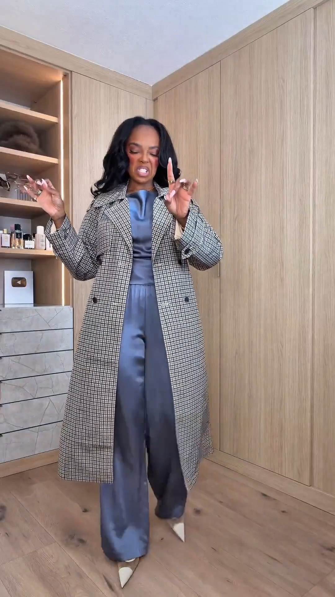 Scroll to shop! ✨ Everything from this look is linked below. 👇🏽

This is how you make a satin set feel fall-ready. 🤎 Adding a classic plaid trench instantly gives it that polished, expensive-looking finish—perfect for dinner, events or anywhere you want to look effortlessly put together.

plaid trench coat, satin matching set, fall layering outfit, elevated fall outfit, sophisticated outfit idea, dinner outfit, chic fall style, matching set outfit, transitional fall fashion, petite outfit ideas

Wearing: Size Small/4 | 5’4” | 140 lbs | 34D-27-40

Download the FREE LTK app & follow @kirasfashionfinds to shop all my daily finds.

#LTKPetite #LTKOOTD #LTKStyleTip