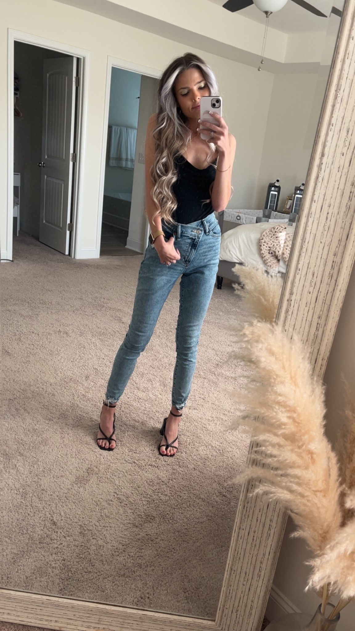 Skinny jeans are making a comeback! Pair yours with a pair of black strappy heels to dress it up! 🖤— perfect for a slightly elevated date night out! 

#LTKSaleAlert #LTKPetite #LTKStyleTip