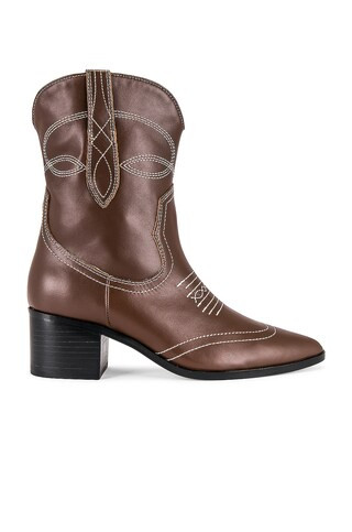 Joanna Boot
                    
                    RAYE | Revolve Clothing (Global)