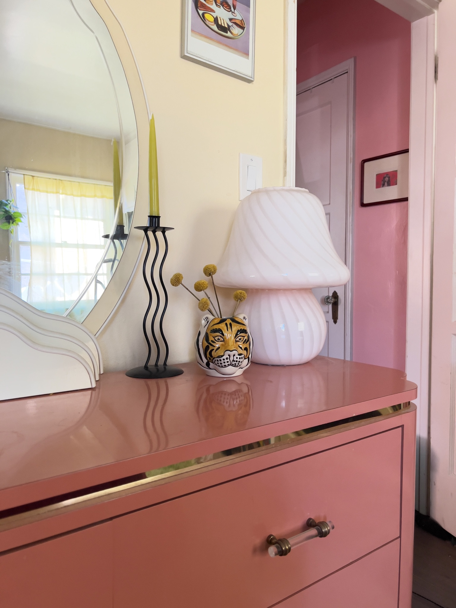 Squiggle candle holder

#LTKhome #LTKFind #LTKstyletip