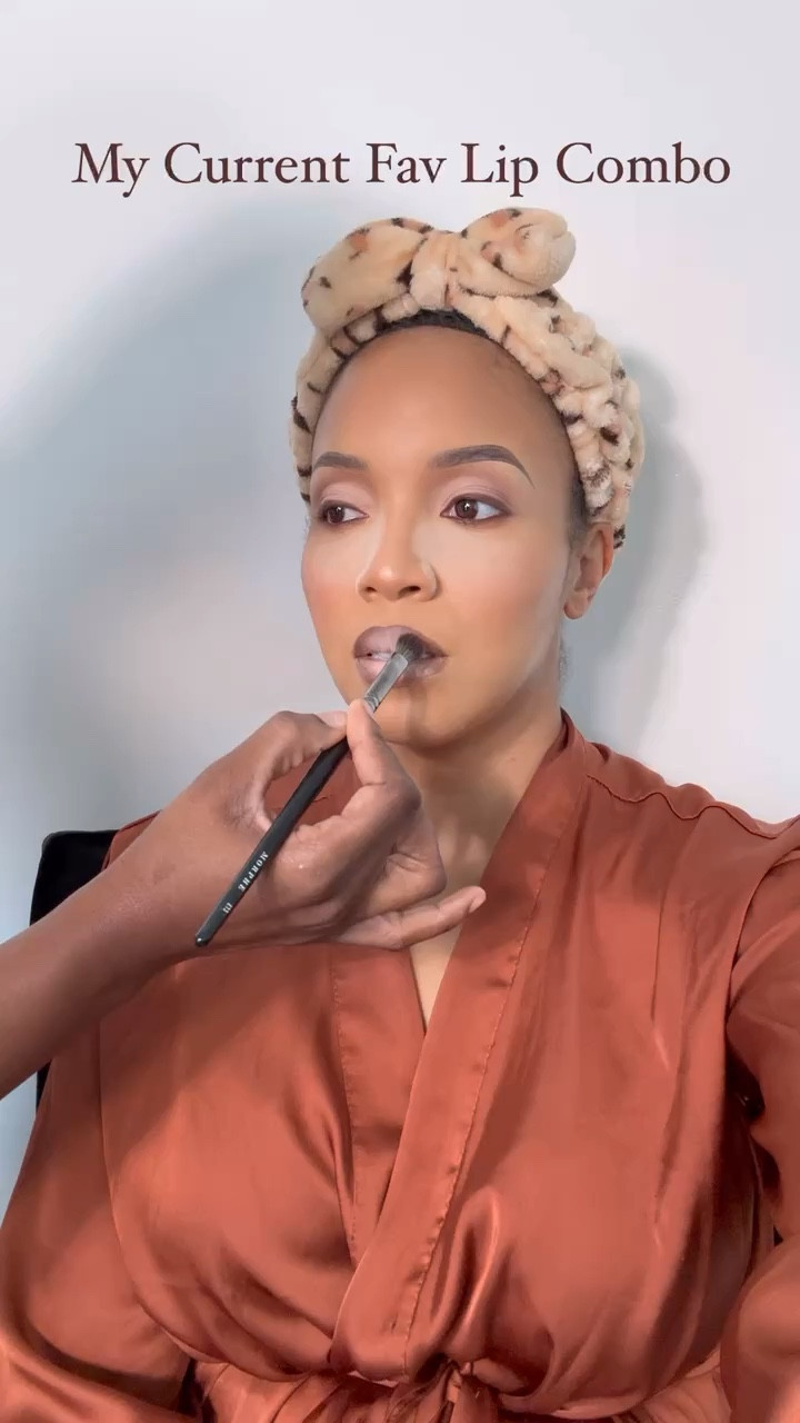 A neutral lip is always the finishing touch 👄💋💄

Liner: One Size “Rent Due”
Lippie: Sephora Lip Stain “Iced Latte”
Gloss: Revlon The Gloss “Pink Sky"

#LTKNYFW #LTKStyleTip #LTKBeauty