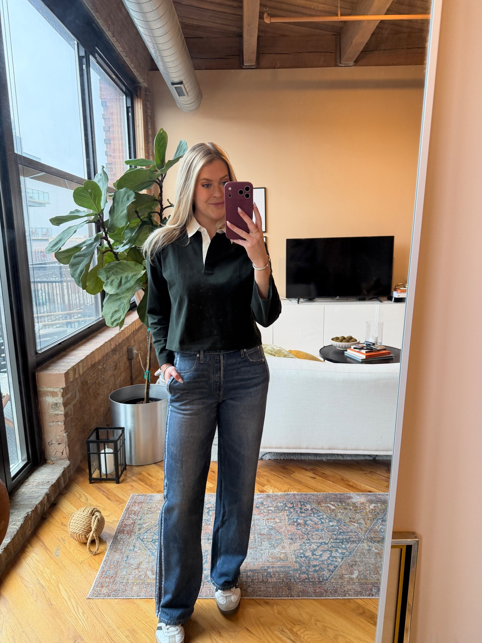 St. Patrick’s Day Outfit: Rag n Bone Miramar sweatpant jeans are worth the investment!

Rugby top: Uniqlo
Sweatpant Jeans: Rag n Bone
Sneakers: Adidas 

Spring ootd, outfit inspo, comfy

#LTKSeasonal #LTKSpringSale #LTKootd