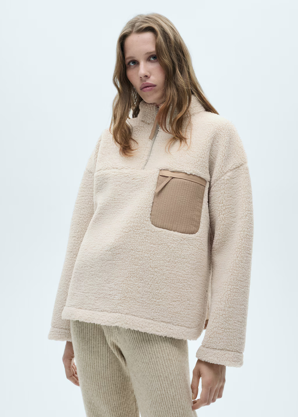 Contrasting sheepskin sweatshirt - Women | MANGO USA | Mango (US/MX/AU)