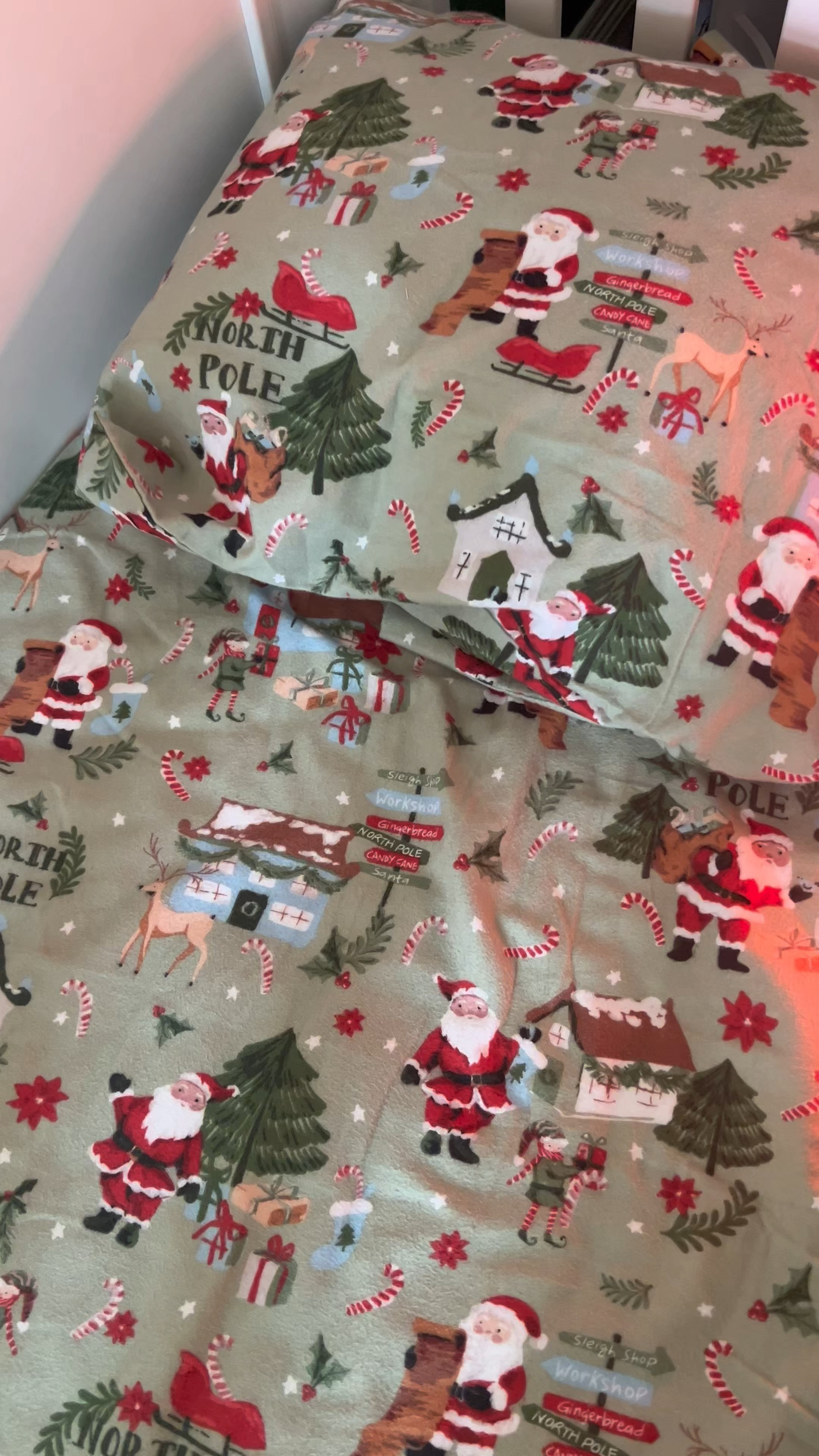 Cozy holiday kids bedding! I picked up the flannel set for under $40 and this is a holiday set that can be used for years to come.
Holiday bedding, kids bedding, Christmas bedding, holiday decor, Christmas decor 

#LTKHoliday #LTKKids #LTKWatchNow