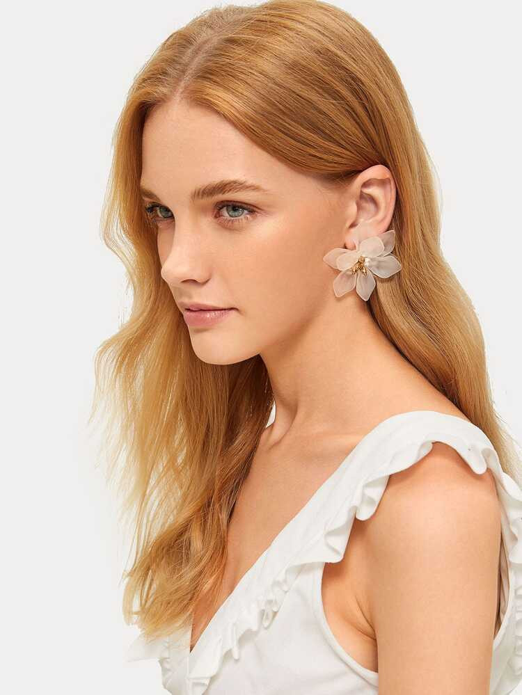 Flower Design Stud Earrings
       
              
              $2.10        
    (2)
        $2... | SHEIN