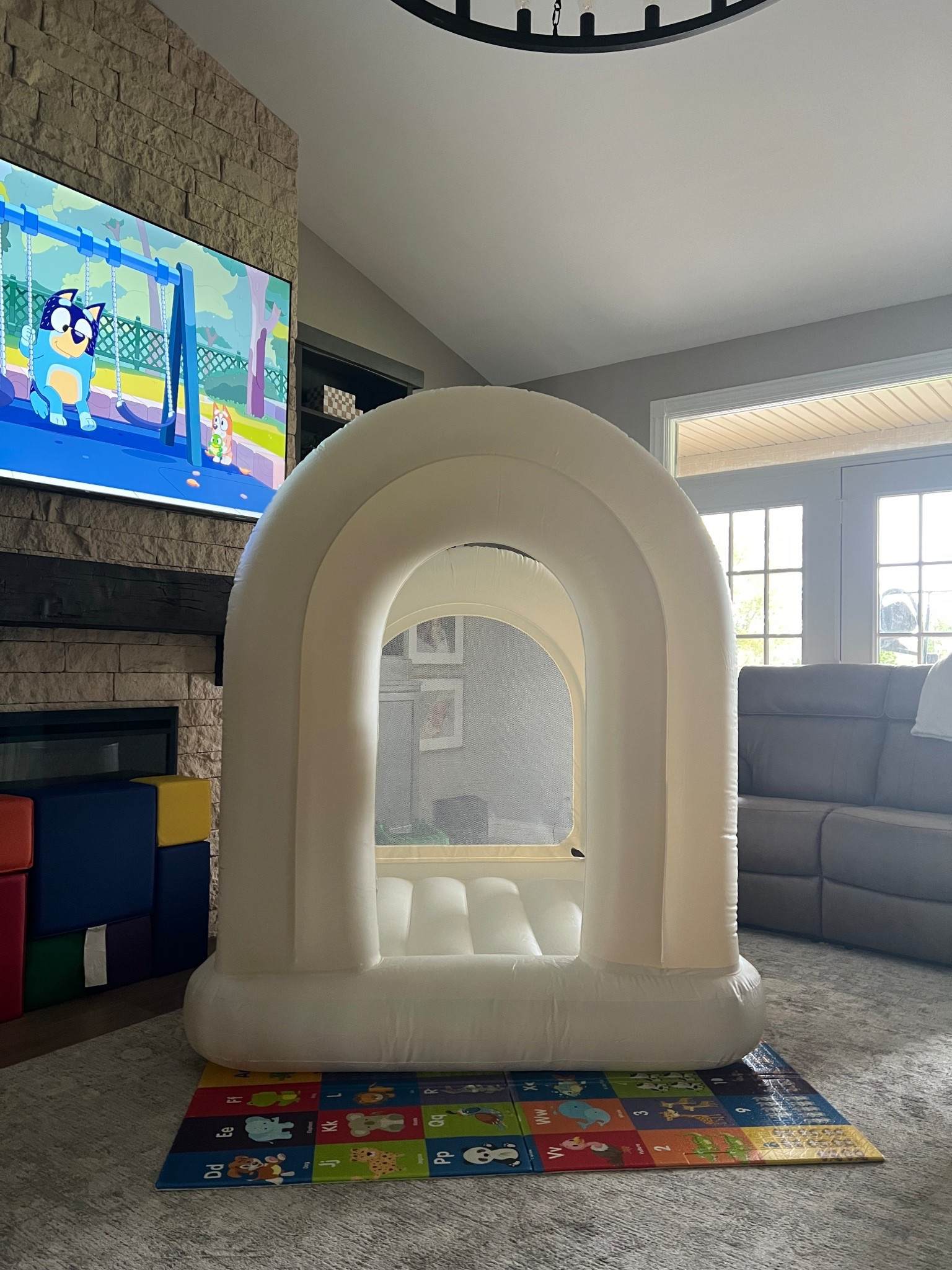 Indoor bounce house for kids birthday party event

#LTKFindsUnder100 #LTKBaby #LTKKids