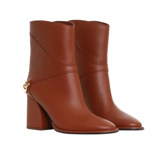 Gallop Low Boots, Tan | The Avenue
