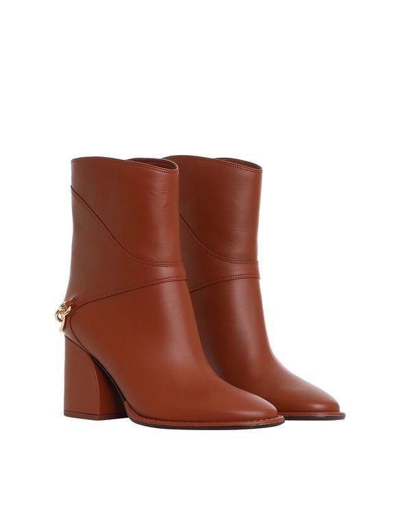 Gallop Low Boots, Tan | The Avenue