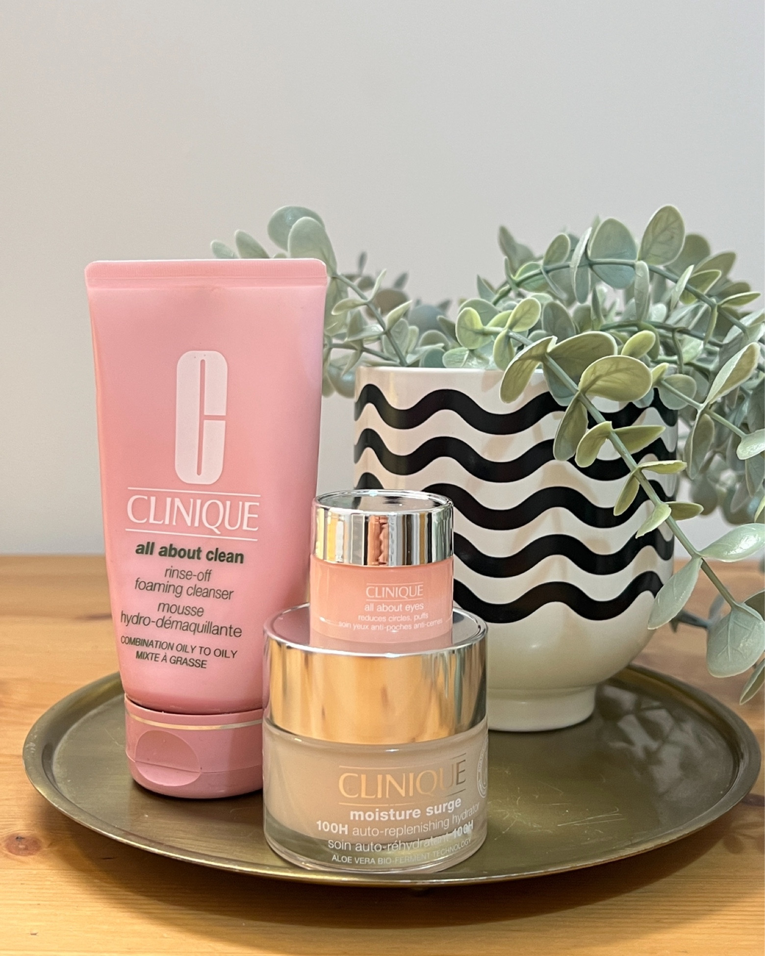 Começando a semana com os meus preferidos 😍 Perfeitos para o calor que tem feito no Brasil! Especialmente se você tem a pele oleosa, ela vai te agradecer por se manter fresquinha e hidratada! 

#NatalLTK  #LTKGift


#LTKbeauty #LTKbrasil #LTKeurope