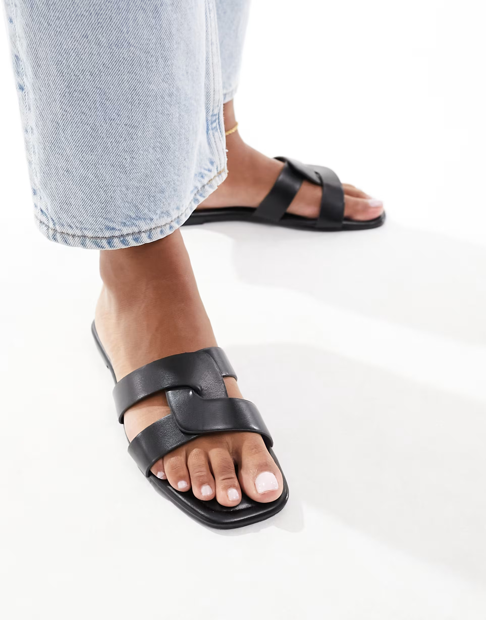 RAID Geeno flat sandals in black | ASOS (Global)