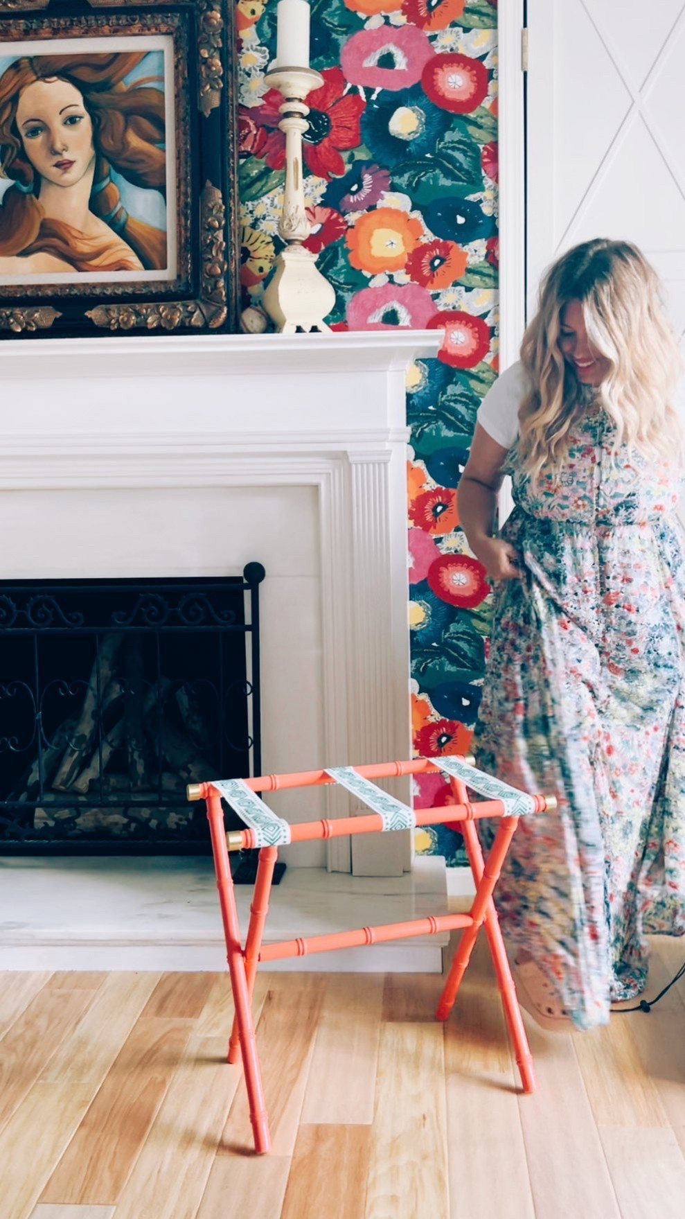Beautiful, glossy and colorful lacquered faux bamboo luggage rack.  Yes please! The most perfect addition to any guest room from stayluggageracks.  There are so many cute options to choose from, but for me it was “The Annette”. She is bright coral with green trim.  I am leaving this lady right here in my bedroom.  It is the season of summer and weekend trips to my parents lake house have a weekend bag forever on my floor.  This solves that problem in a cute intentional stylish way! 
.
.
.
#stayluggageracks #fauxbamboo #colorista