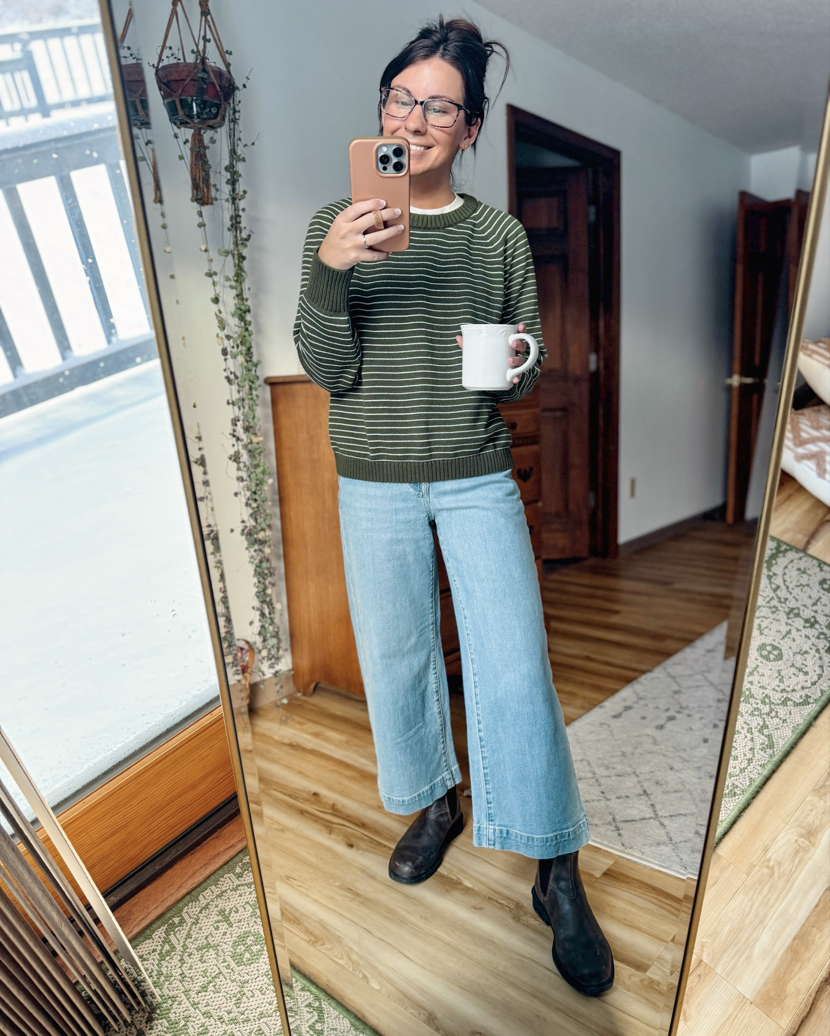 Small in my tee, xs petite in my sweater (100% cotton!) and 24 in my jeans! My blundstone boots are size 6. 

#LTKgrwm #LTKootd #LTKPetite