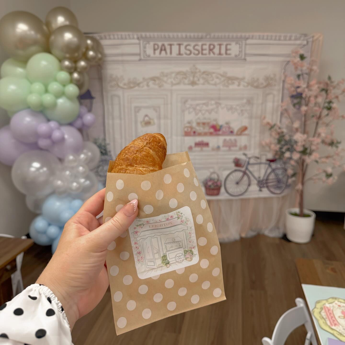 Oui oui, she’s three 🎀🥐🧁🍰🎠

Welcome to Leighton’s Ladurée! ✨ We had the best morning spent celebrating our little Parisian princess with friends and family💕 From croissants to cupcakes, poodles and passports, today was as magical as she is. Joyeux anniversaire to our little love 🎉 

#ouiouishesthree #laduree #ladureeparty #patisserieparty