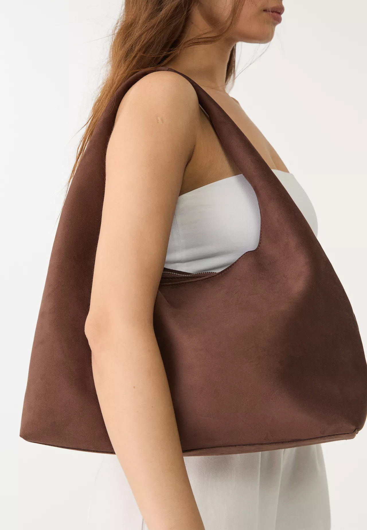 Faux suede shoulder bag | Stradivarius (UK)