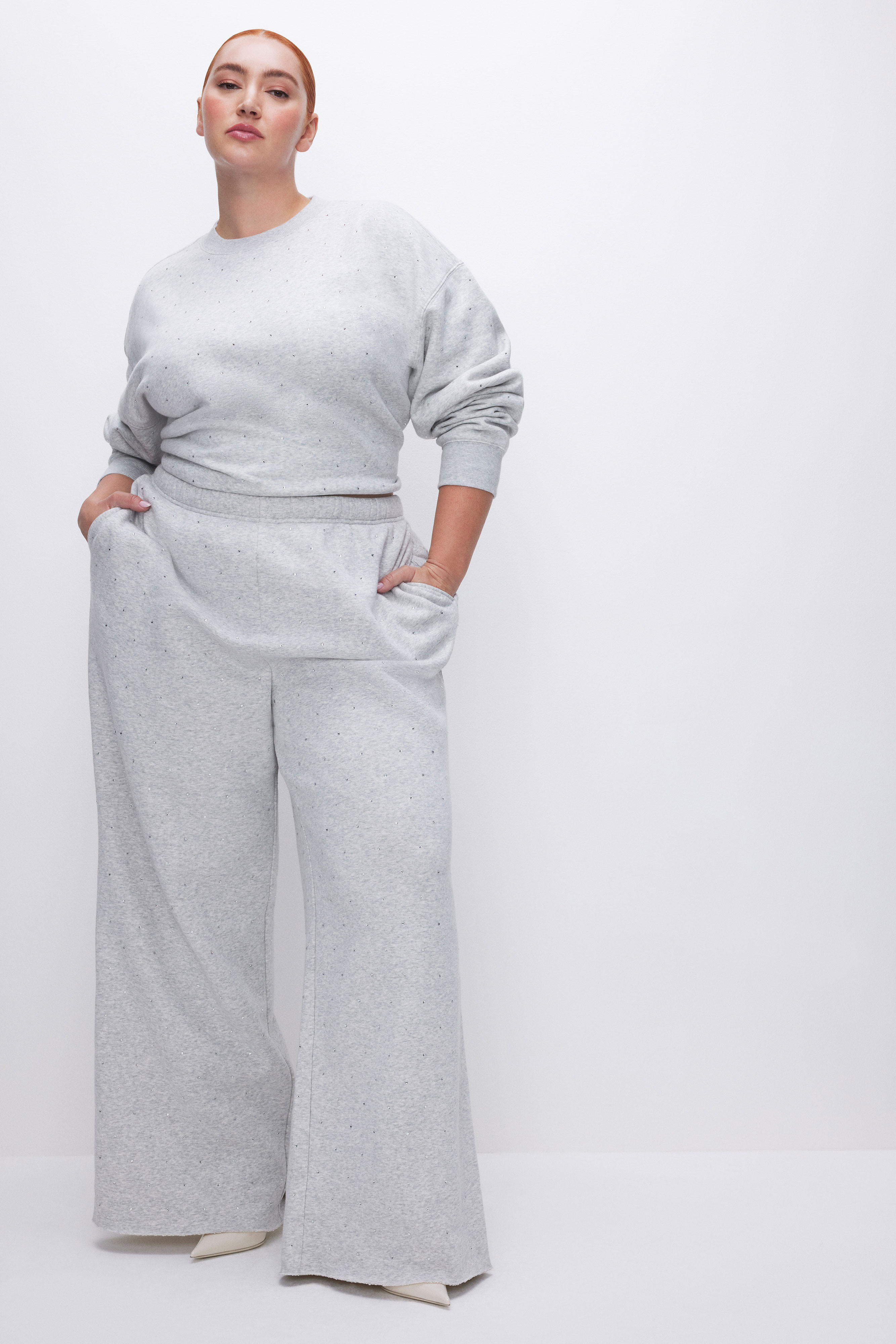 CRYSTAL CREWNECK SWEATSHIRT | Good American