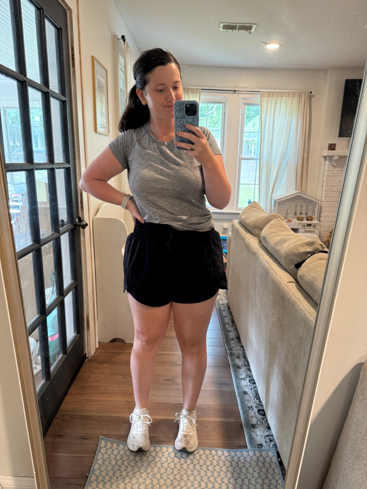 Mom ootd. Lululemon and target outfit 