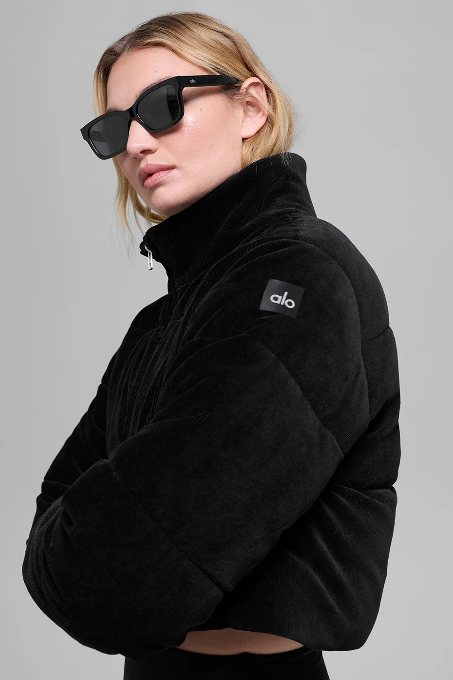 ALO | Micro Corduroy Dreamy Puffer Jacket in Black, Size: Medium | Alo Yoga