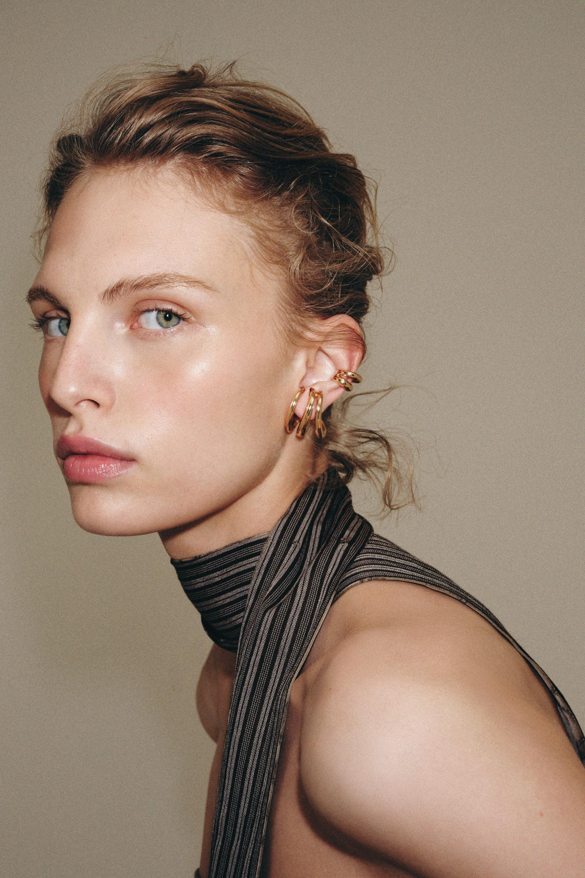 PACK OF TRIPLE HOOP EAR CUFF EARRINGS | Zara UK