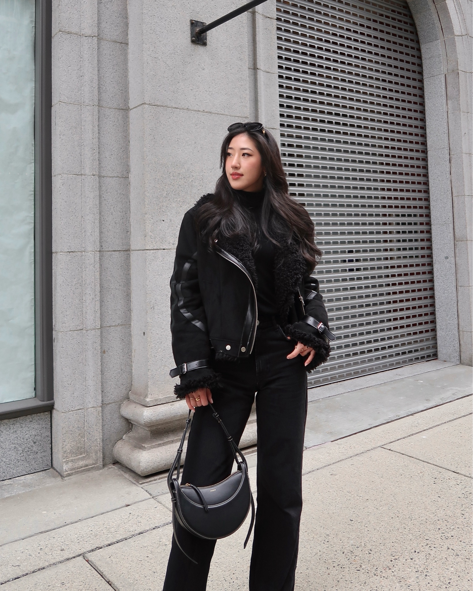 black winter oufit inspo 🖤

#LTKfindsunder100 #LTKsalealert #LTKstyletip