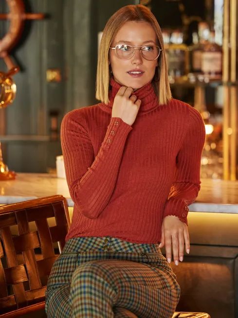 Arlette Turtleneck | J.McLaughlin