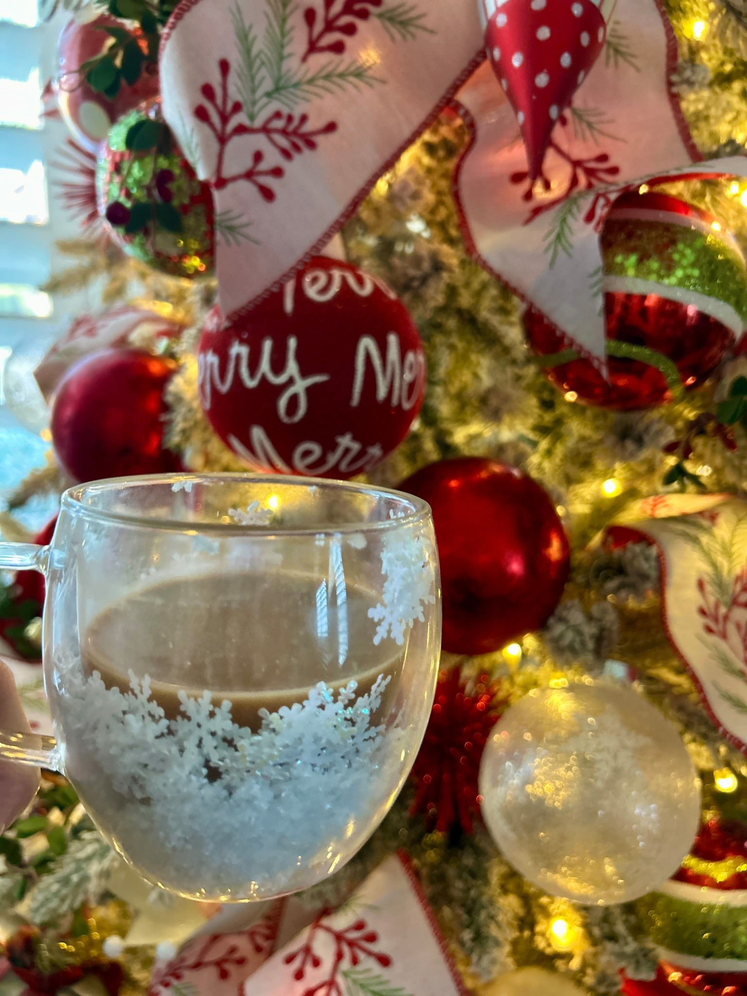 This iridescent snowflake would make the sweetest gift for teachers, neighbors, coworkers! 

Christmas mugs
Coffee mugs 
Gift ideas
World Market
Rememberwynn18

#teachergiftideas 
#christmascoffeemugs



#LTKfoodie #LTKHoliday #LTKGiftGuide