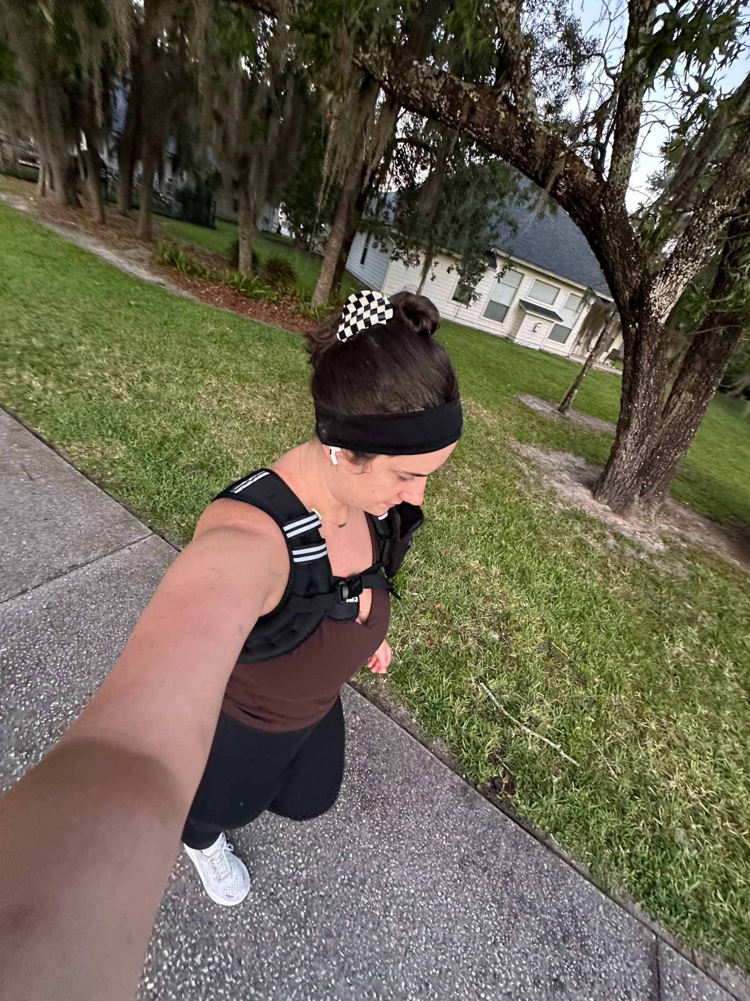 The weighted vest is a game changer for your walks!! It helps burning more calories while you’re getting your steps in. I don’t walk without it now 🫶🏼

#LTKFindsUnder50 #LTKFamily #LTKActive