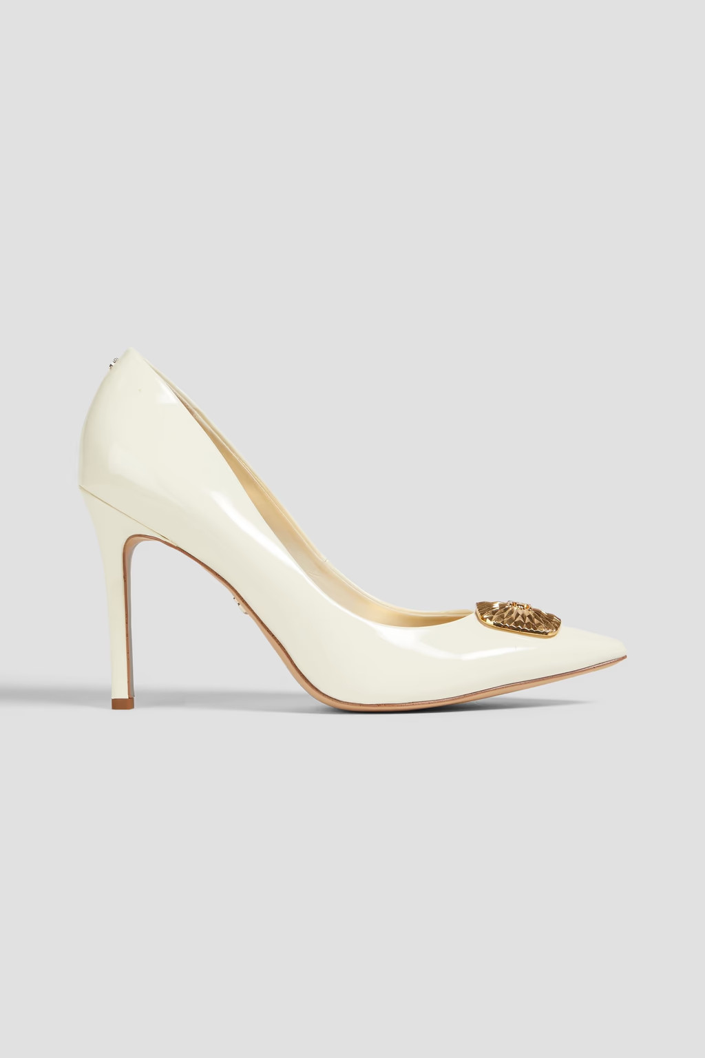 Pumps aus Lacklederimitat mit Verzierung | The Outnet (UK and Europe)