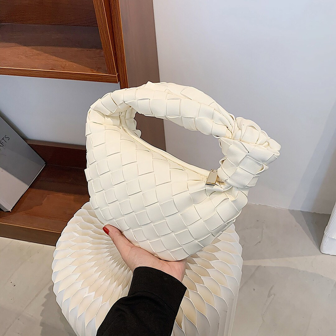 Mini Leather Woven Cloud Bag, Dumpling Bag, Knitted Knot Bag, Vegan Leather Bag, Woven Sardine Ba... | Etsy (EU)