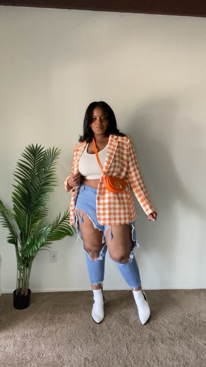 nothing like a colorful blazer | ootd 

#LTKstyletip #LTKcurves