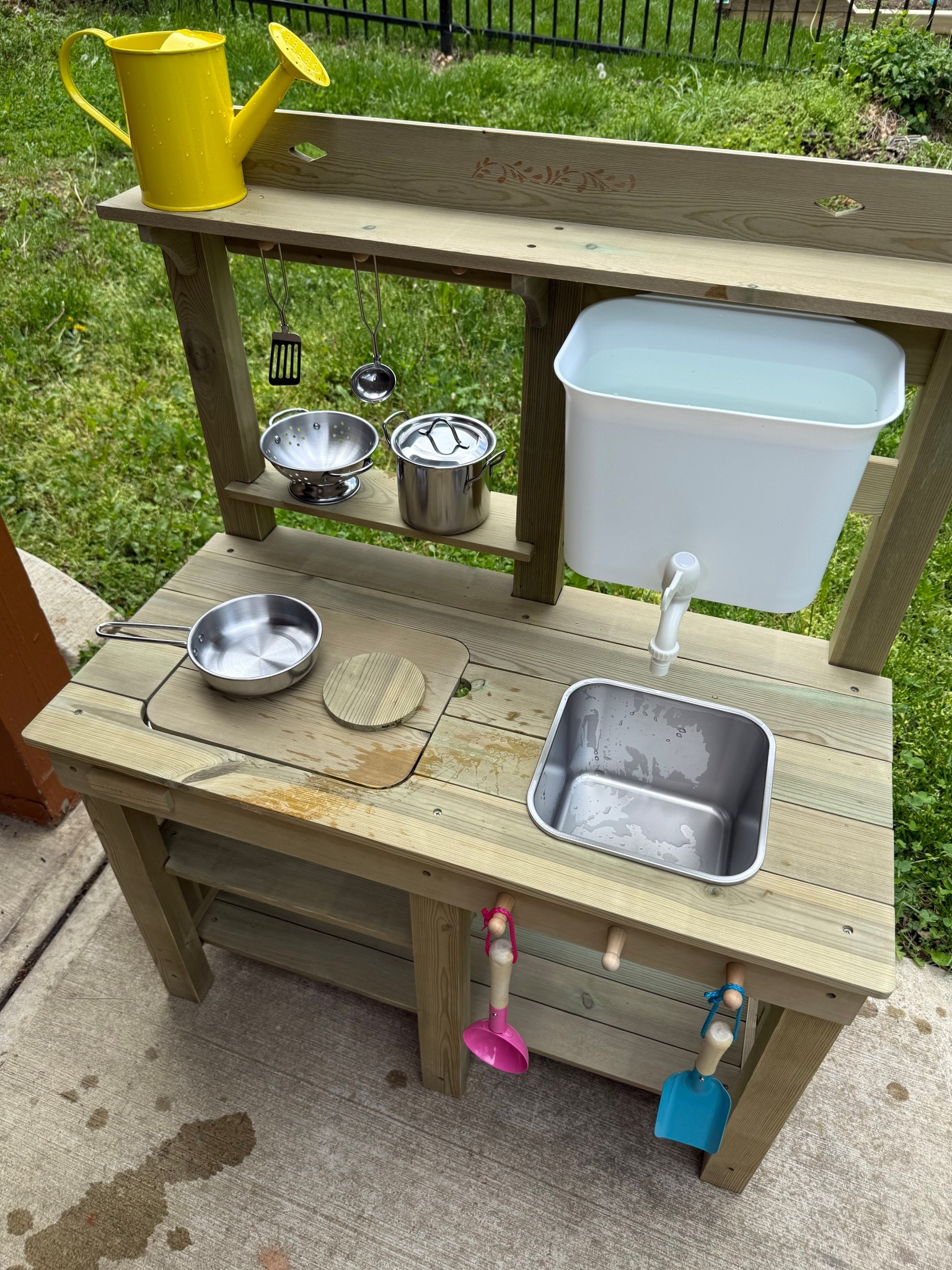 mud kitchen, so fun and comes with all of these accessories! 

#LTKKids #LTKmomlife