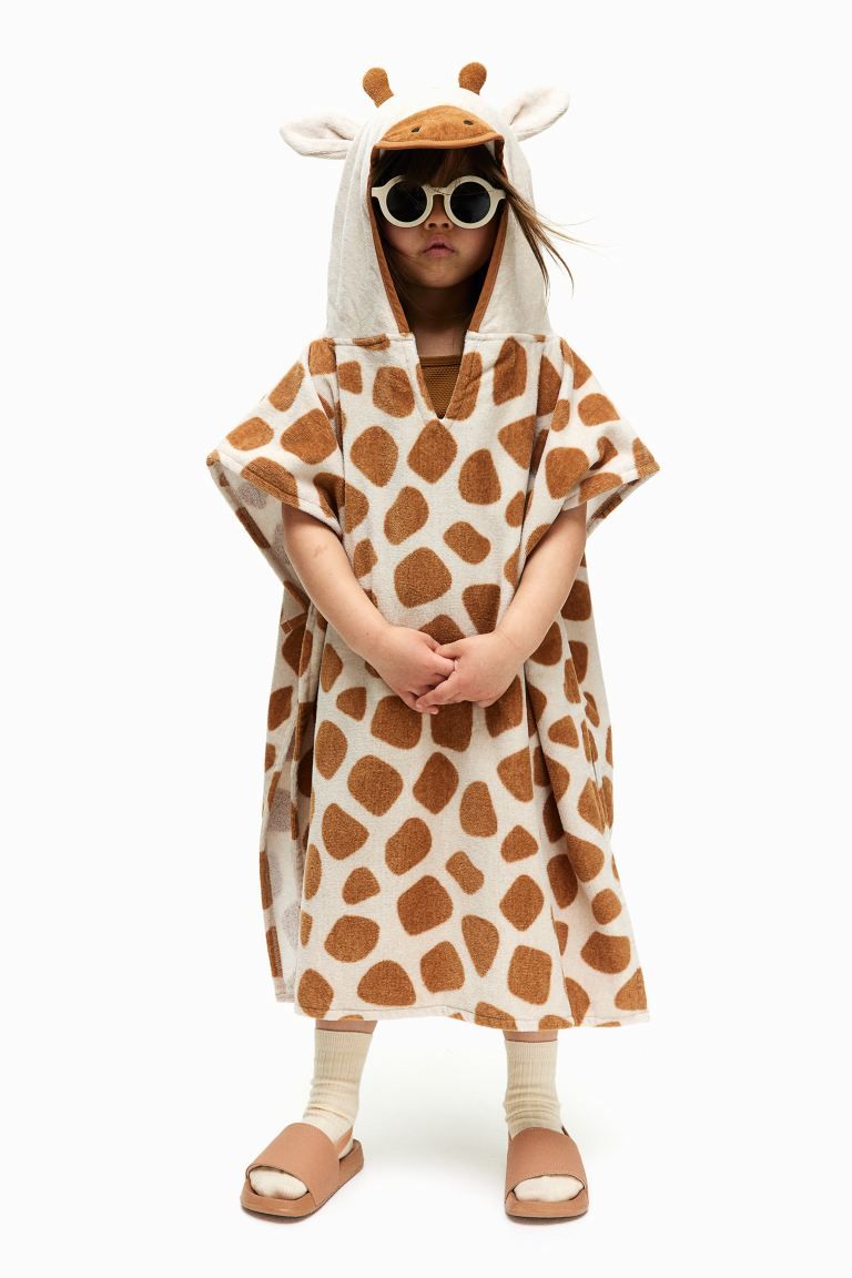 Poncho Towel - Sleeveless - Light beige/giraffe - Home All | H&M US | H&M (US + CA)