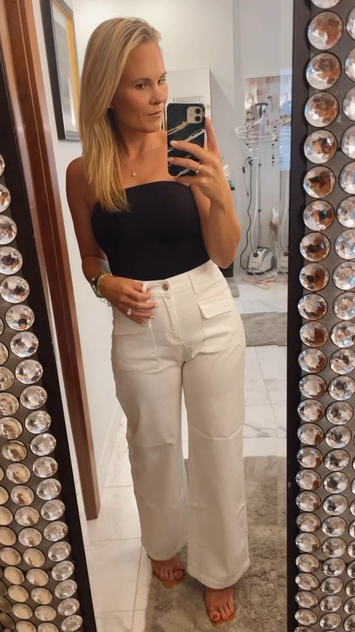 Amazon tube top- double lined so good- white pants 

#LTKSaleAlert #LTKStyleTip #LTKFindsUnder50