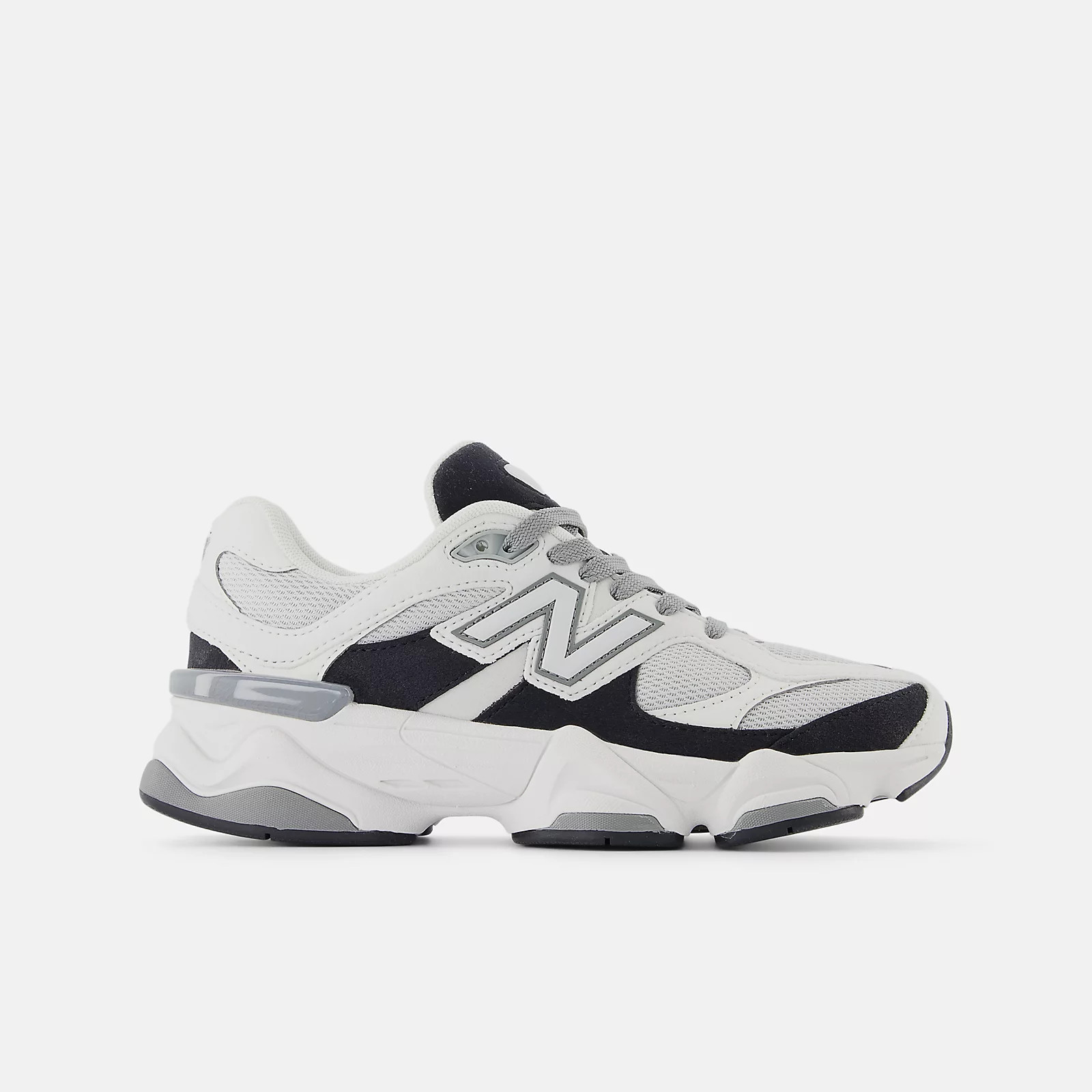 9060 Lace | New Balance Athletics, Inc.