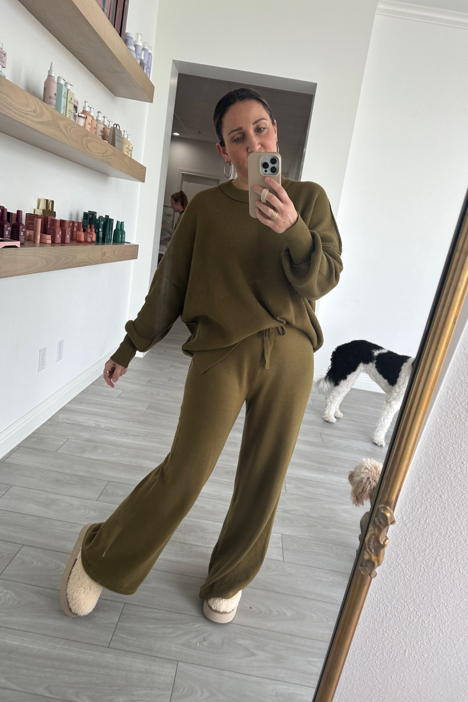 That post travel day outfit vibe !! 

#LTKstyletip #LTKbeauty #LTKfindsunder50