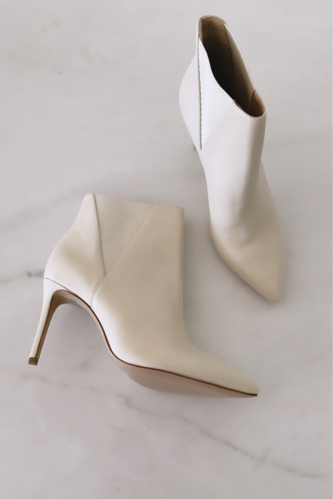 Cream booties, fall booties, neutral style #StylinbyAylin 

#LTKSeasonal #LTKshoecrush #LTKstyletip