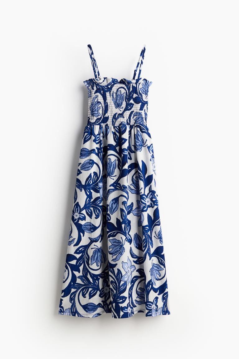 Smocked-bodice Dress - Sleeveless - Knee-length - White/blue floral - Ladies | H&M US | H&M (US + CA)