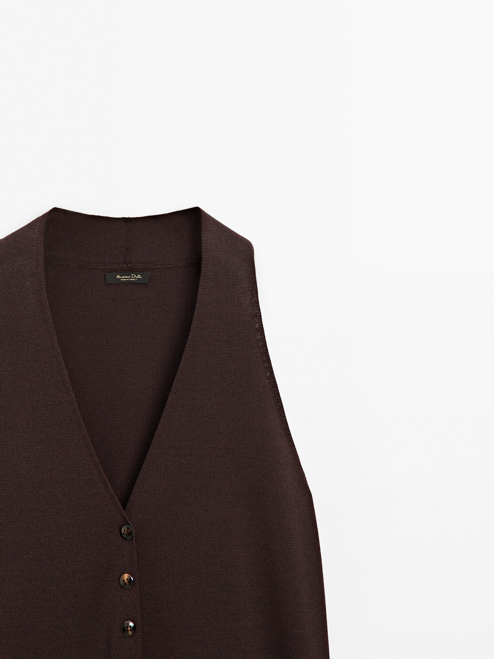 Knit co-ord vest with buttons and vent | Massimo Dutti UK