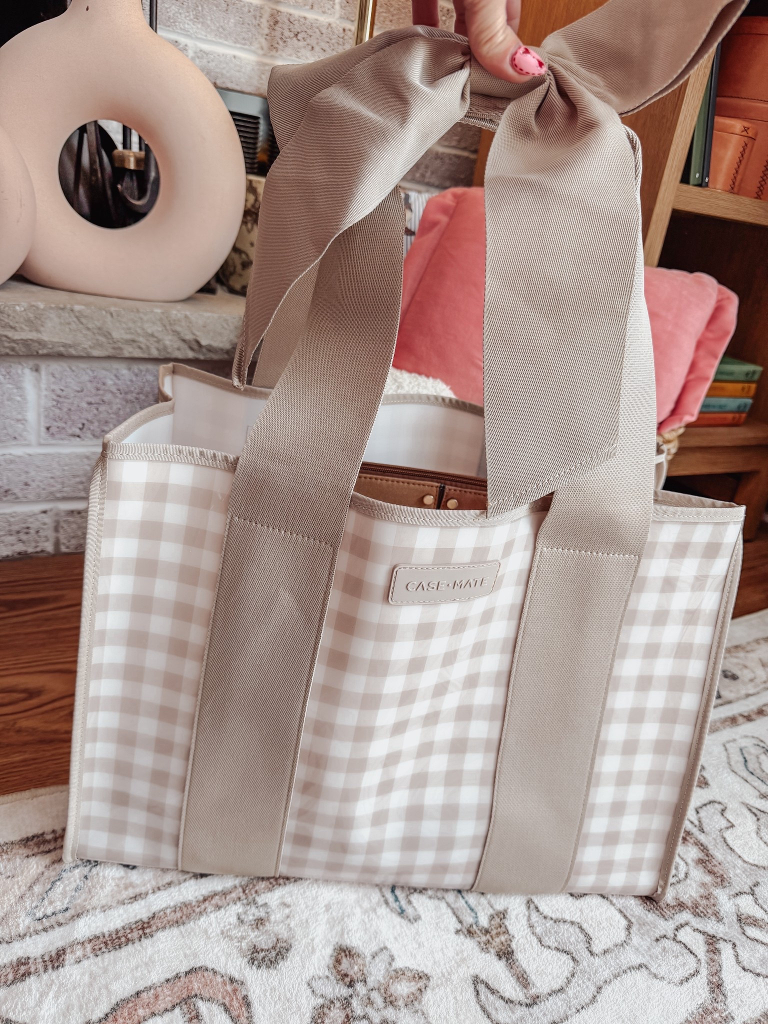 Casemate jelly tote
Summer bag
Tote bag


#LTKselfcare #LTKSpringSale #LTKmomlife