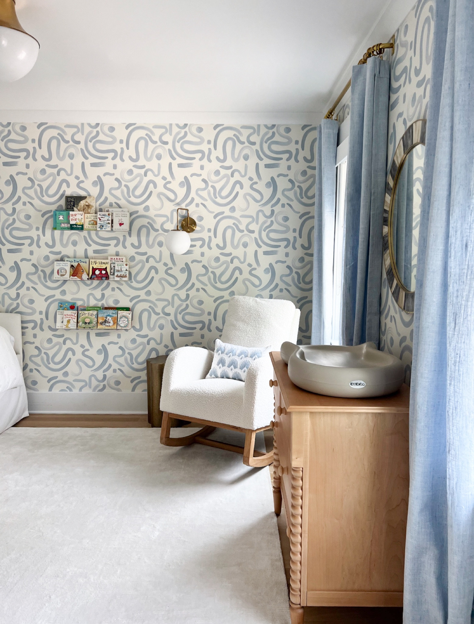  Lue and white kid’s bedrokm 💙

#LTKKids #LTKBaby #LTKFamily